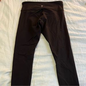 Black full length lulu lemon leggings